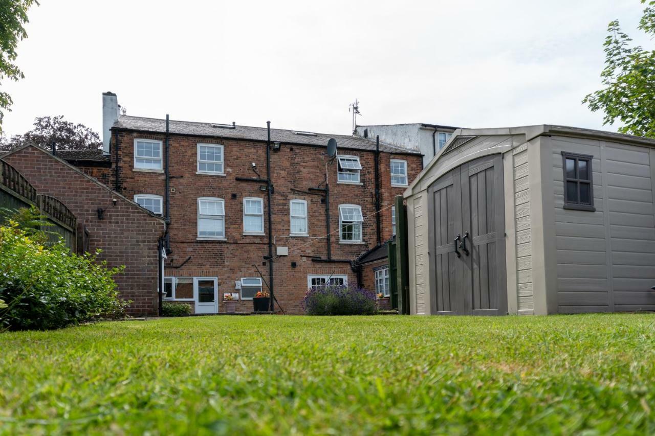 The Lawns Guest House Retford Exterior photo
